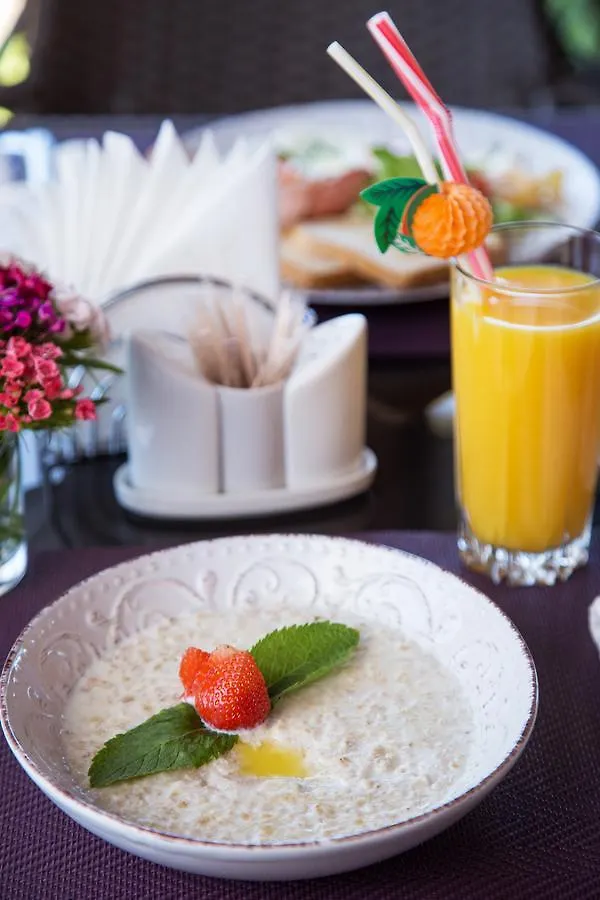 Hotel Fiesta Kiev Kyiv